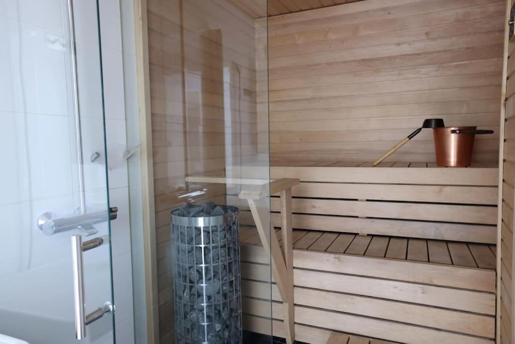 Poista 2Ndhomes Unique 35M2 Studio Penthouse With Sauna & Balcony Helsinki Ngoại thất bức ảnh